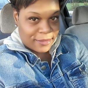 Meet your Posher, Toni